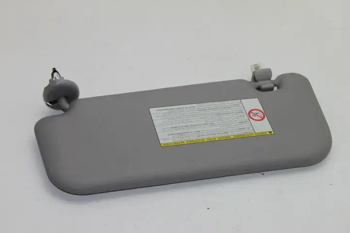 Toyota Yaris (2005 - 2009) Солнцезащитный козырек — фото 3
