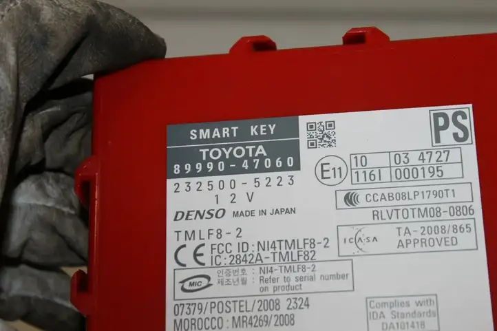 Toyota Prius (XW30) (2009 - 2015) 8999047060 Блок бесключевого доступа — фото 2