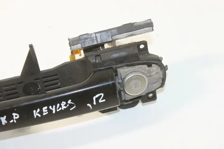 Toyota Prius (XW30) (2009 - 2015) Наружная ручка двери — фото 2