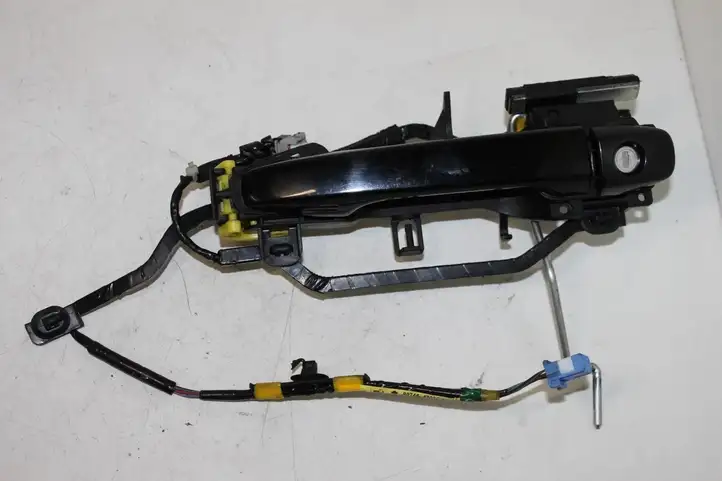 Toyota Prius (XW30) (2009 - 2015) Наружная ручка двери — фото 4
