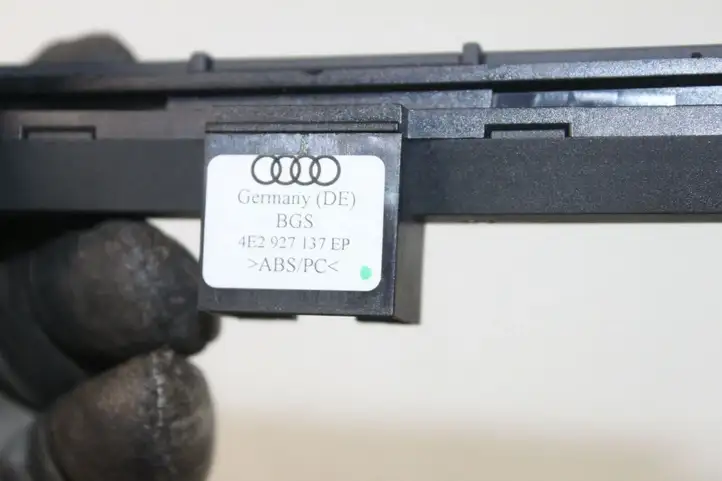 Audi A8 S8 D3 4E (2007 - 2010) 4E2927137EP Блок кнопок на панели — фото 6