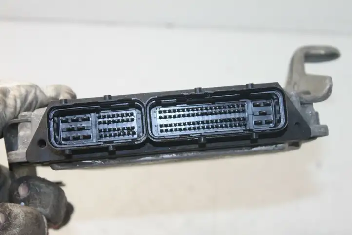 Toyota Yaris (2005 - 2009) 896610DC20 Блок управления двигателем (ЭБУ) — фото 3