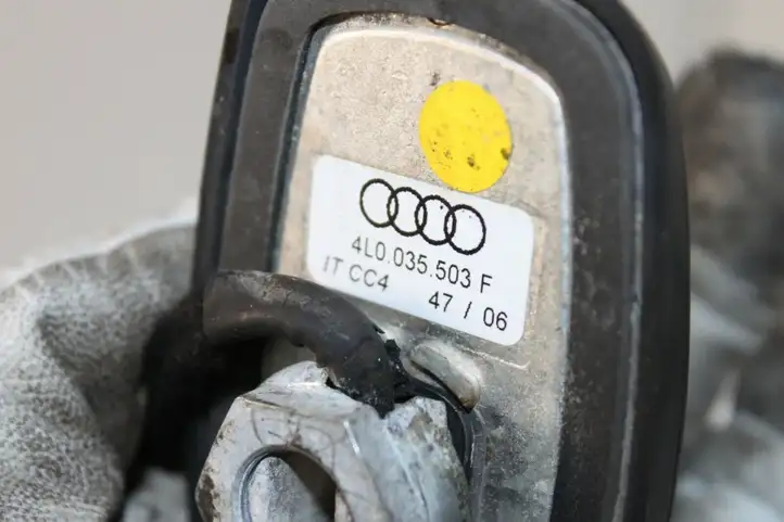 Audi Q7 4L (2005 - 2009) GPS антенна — фото 4