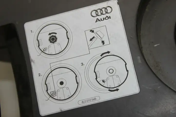 Audi Q7 4L (2009 - 2015) 4L0010549 Сабвуфер — фото 4