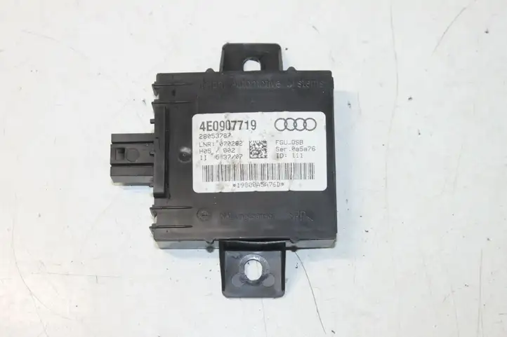 Audi A8 S8 D3 4E (2007 - 2010) 4E0907719 Блок управления сигнализацией — фото 1