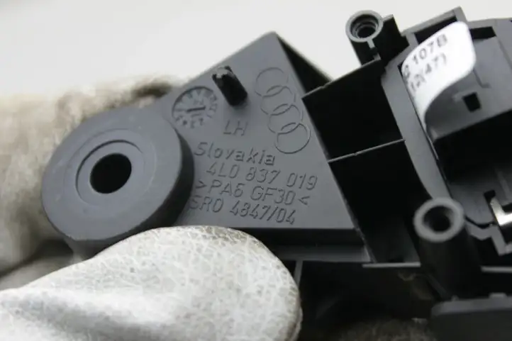 Audi Q7 4L (2009 - 2015) 4L0837019 Внутренняя ручка двери — фото 5