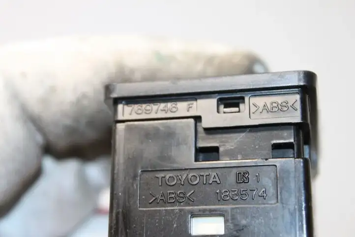 Toyota Corolla Verso E121 (2001 - 2004) 769746F Включатель зеркал — фото 5