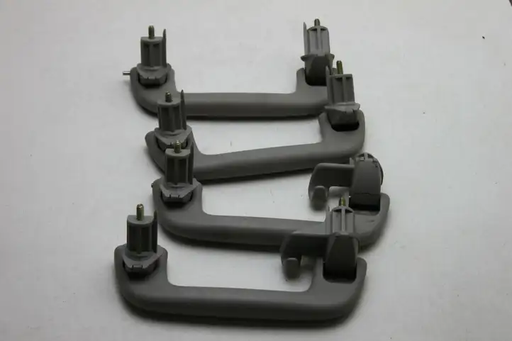 Toyota Corolla Verso E121 (2001 - 2004) Потолочная ручка передняя — фото 3