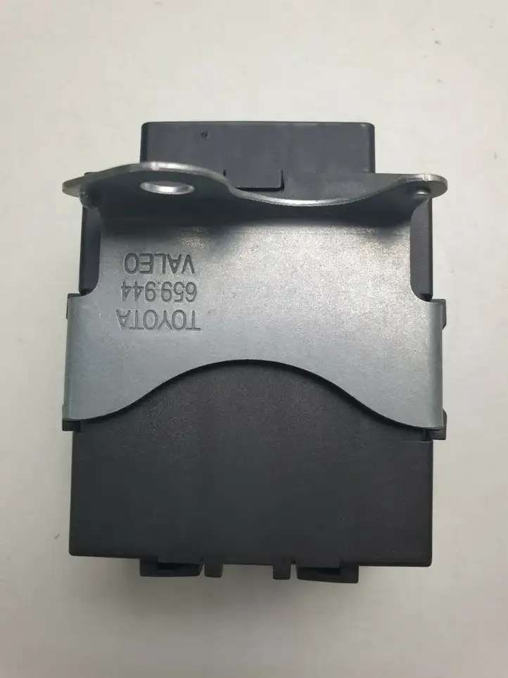 Toyota Verso (2009 - 2012) 859400F020 Прочие блоки управления — фото 4