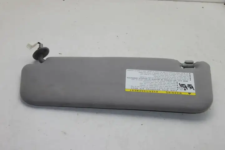 Toyota Prius (XW20) (2003 - 2009) Солнцезащитный козырек — фото 3