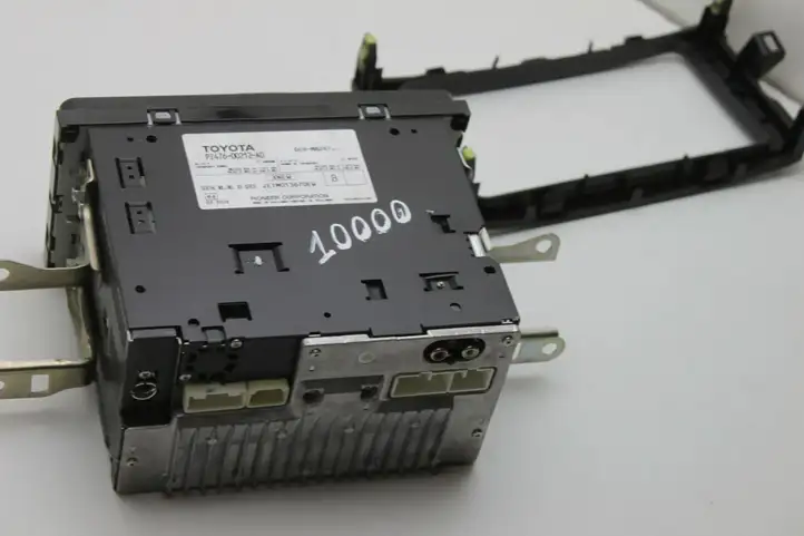 Toyota Auris 150 (2006 - 2012) PZ47600212A0 Магнитола / мультимедийная система — фото 8