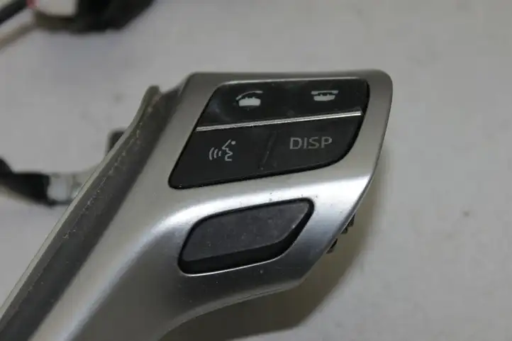 Toyota Avensis T270 (2012 - 2015) 4510005760A Кнопки на рулевом колесе — фото 4