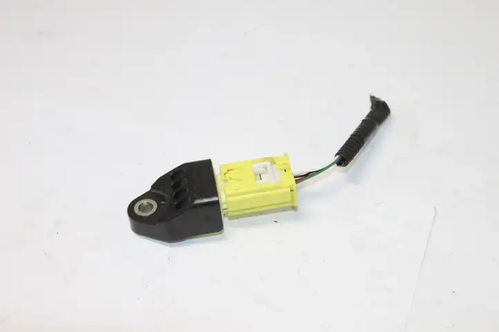 Toyota Auris E180 (2012 - 2018) 8983102140 Датчик удара SRS — фото 2