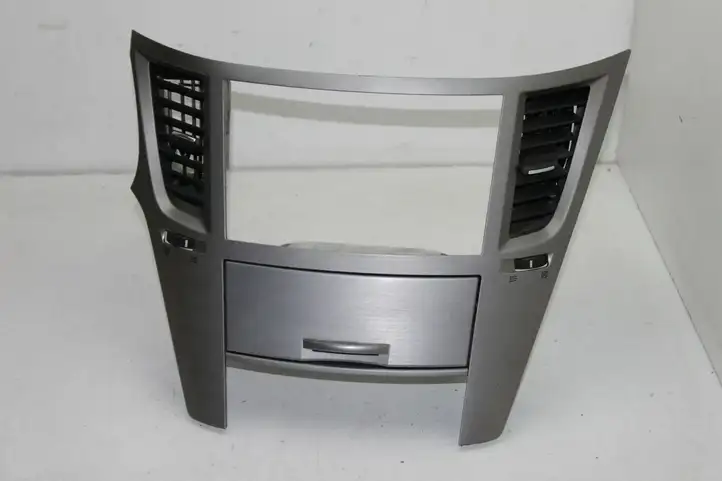 Subaru Legacy (2009 - 2013) Отделка внутренней панели салона — фото 1