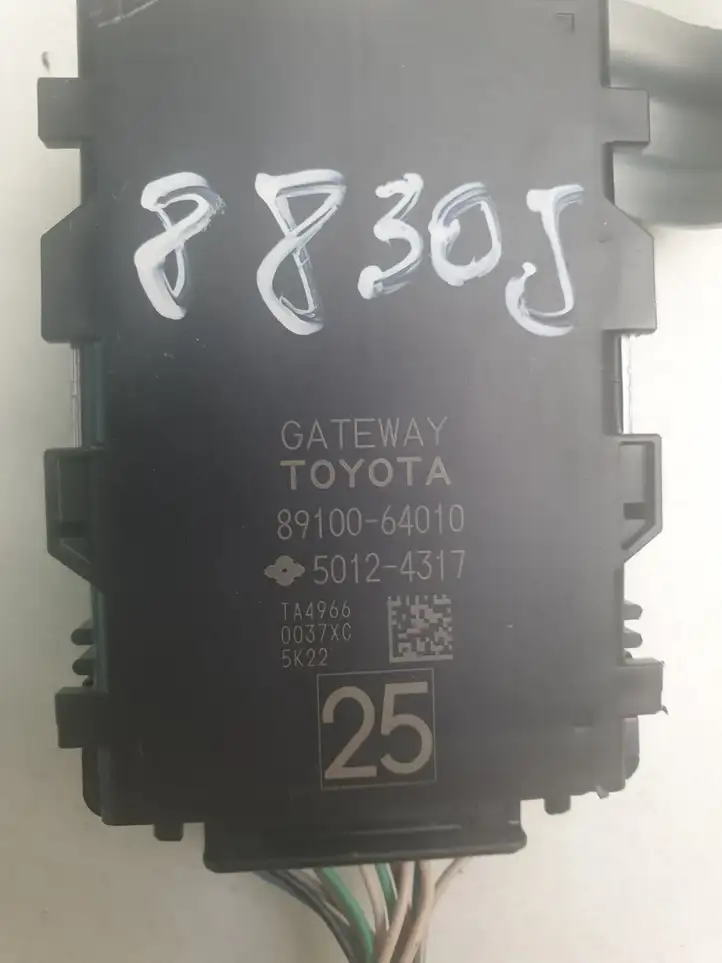 Toyota Verso (2012 - 2015) 8910064010 Прочие блоки управления — фото 2