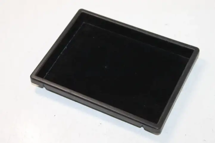 Toyota Prius (XW20) (2003 - 2009)  5882547010 Другая деталь салона