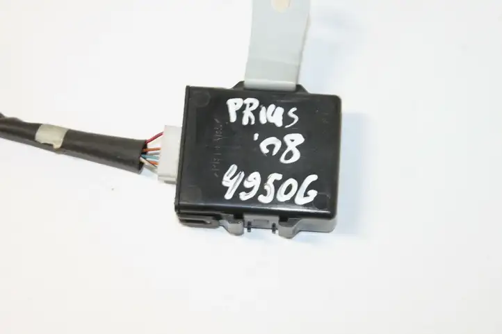 Toyota Prius (XW20) (2003 - 2009)  8999347011 Блок управления дверью