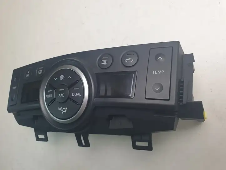 Toyota Verso (2012 - 2015) 559000F150 Блок управления климат-контролем — фото 2