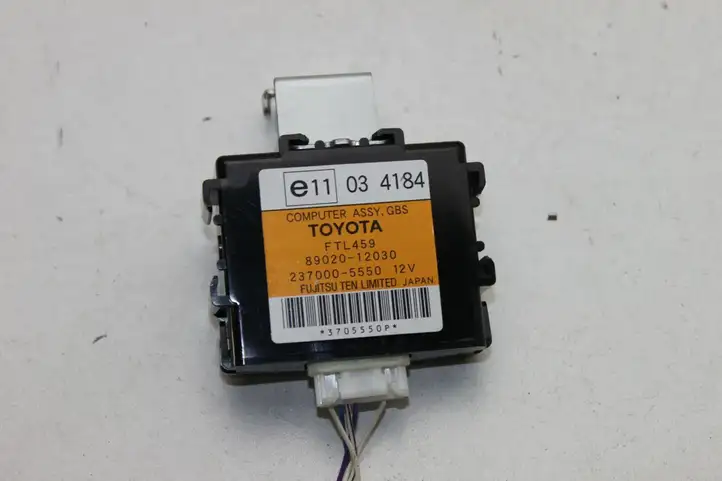 Toyota Auris 150 (2006 - 2012) 8902012030 Прочие блоки управления — фото 1