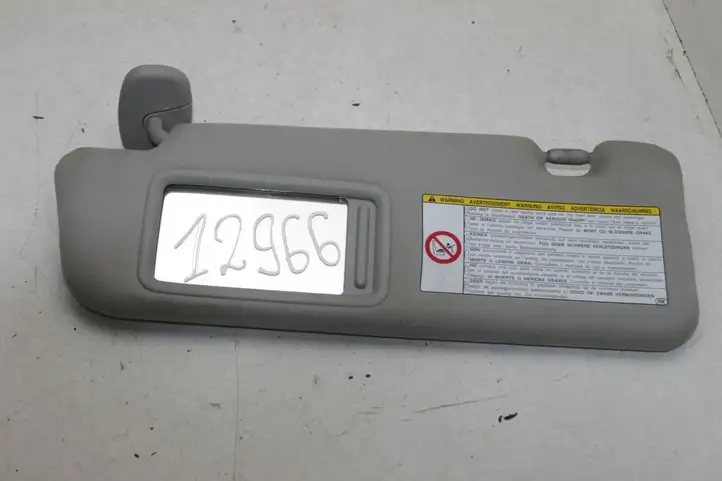 Toyota Prius (XW30) (2009 - 2015) Солнцезащитный козырек — фото 4