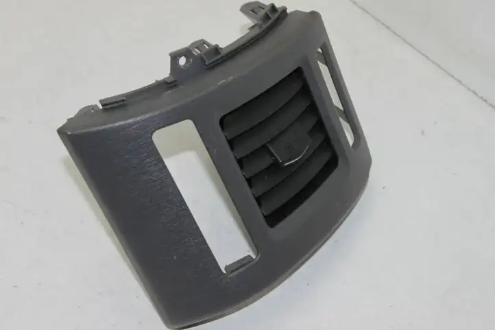 Toyota Prius+ (ZVW40) (2011 - 2018) 5568647080 Боковой воздушный дефлектор — фото 2