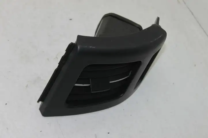 Toyota Prius+ (ZVW40) (2011 - 2018) 5568647010 Боковой воздушный дефлектор — фото 2