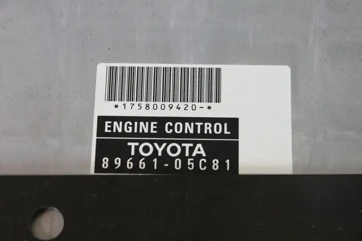 Toyota Avensis T250 (2006 - 2009) 8966105C81 Блок управления двигателем (ЭБУ) — фото 2