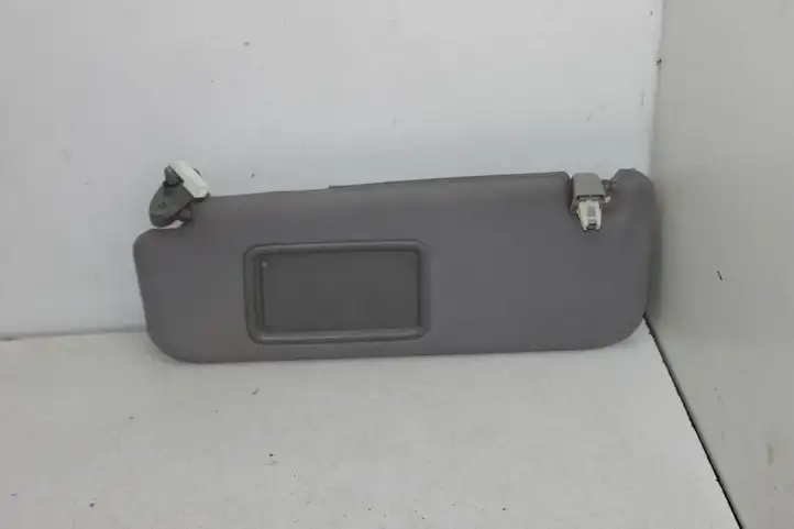 Toyota Prius (XW20) (2003 - 2009) Солнцезащитный козырек — фото 1