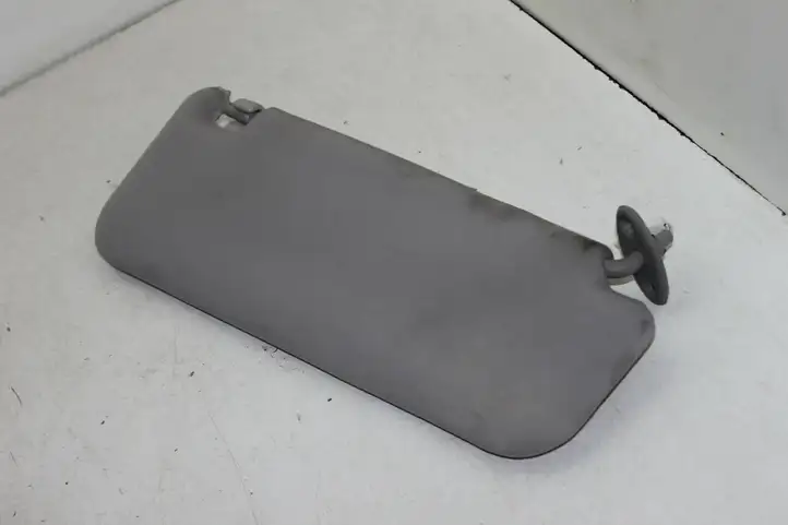Toyota Prius (XW20) (2003 - 2009) Солнцезащитный козырек — фото 3