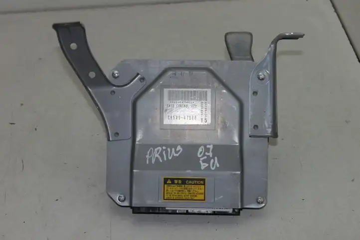 Toyota Prius (XW20) (2003 - 2009) 8954047080 Прочие блоки управления — фото 1