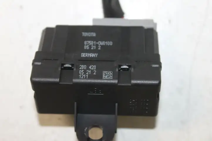 Toyota Avensis T250 (2006 - 2009) 875010W0100 Реле обогрева — фото 2