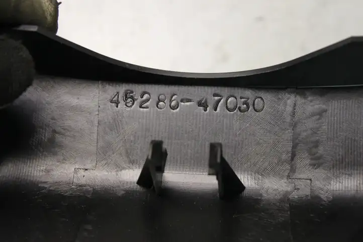 Toyota Prius (XW20) (2003 - 2009) 4528647030 Обшивка рулевой колонки — фото 6