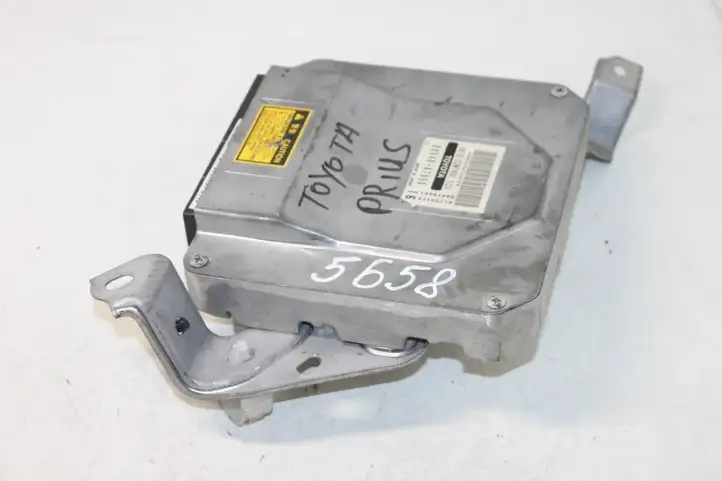 Toyota Prius (XW20) (2003 - 2009) 8954047090 Прочие блоки управления — фото 6