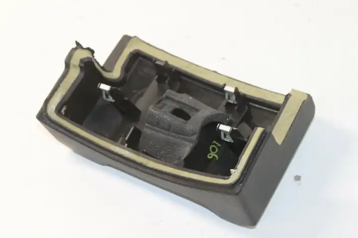 Land Rover Discovery 3 - LR3 (2004 - 2009) FBF500220XXX Обшивка рулевой колонки — фото 2