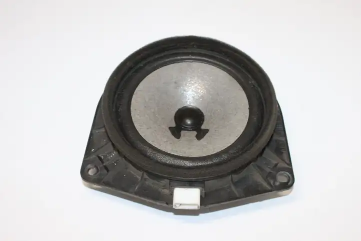 Toyota Avensis Verso (2004 - 2009) 8616013080 Динамики задних дверей — фото 1