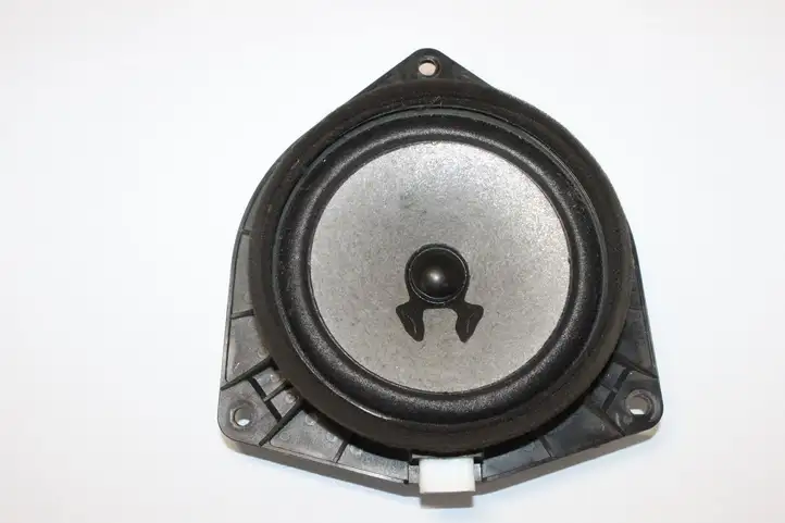 Toyota Avensis Verso (2004 - 2009) 8616013080 Динамики задних дверей — фото 2