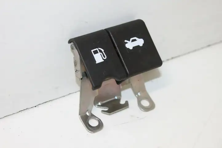 Nissan Qashqai (2006 - 2010) Ручка открытия капота — фото 2