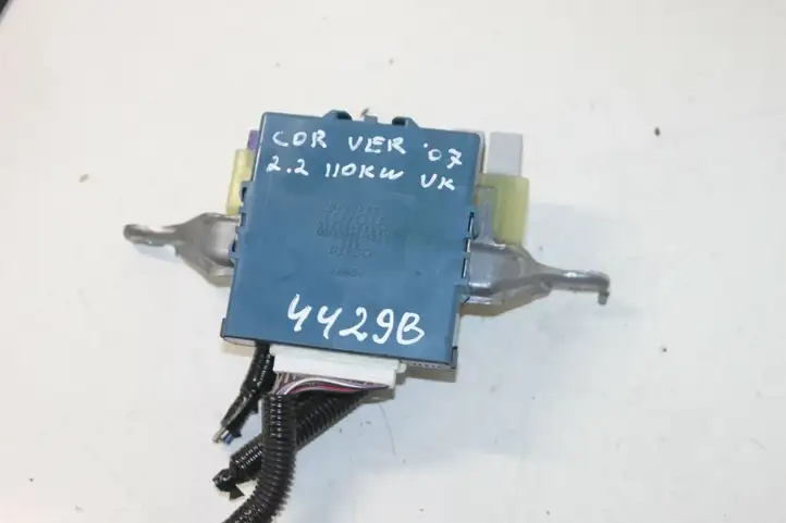 Toyota Corolla Verso E121 (2004 - 2007) 896180F020 Прочие блоки управления — фото 5