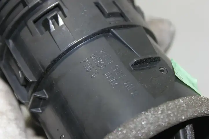 Nissan Qashqai (2006 - 2010) 68760JD10A Боковой воздушный дефлектор — фото 3