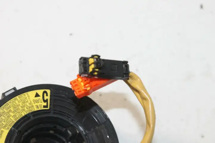 Toyota Corolla Verso E121 (2004 - 2007) Контактное кольцо SRS — фото 3