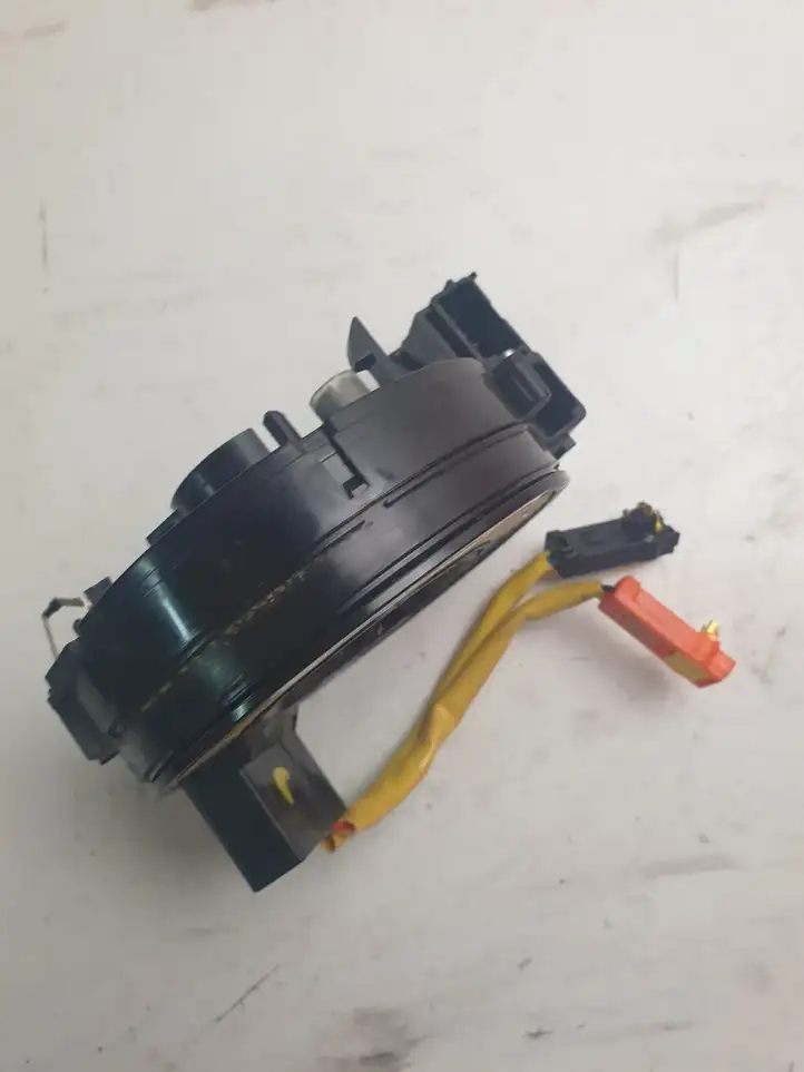 Toyota Corolla Verso E121 (2004 - 2007) Контактное кольцо SRS — фото 4