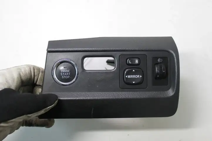 Toyota Corolla Verso E121 (2004 - 2007) 554470F010 Включатель зажигания и стартера — фото 4