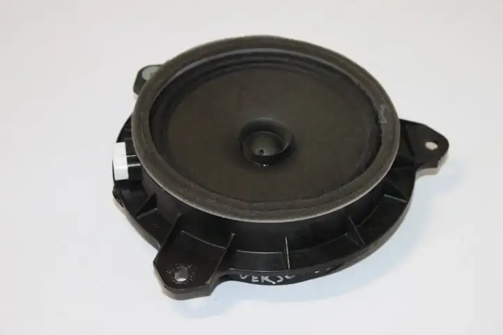 Toyota Corolla Verso E121 (2004 - 2007) 861600D190 Динамики задних дверей — фото 3