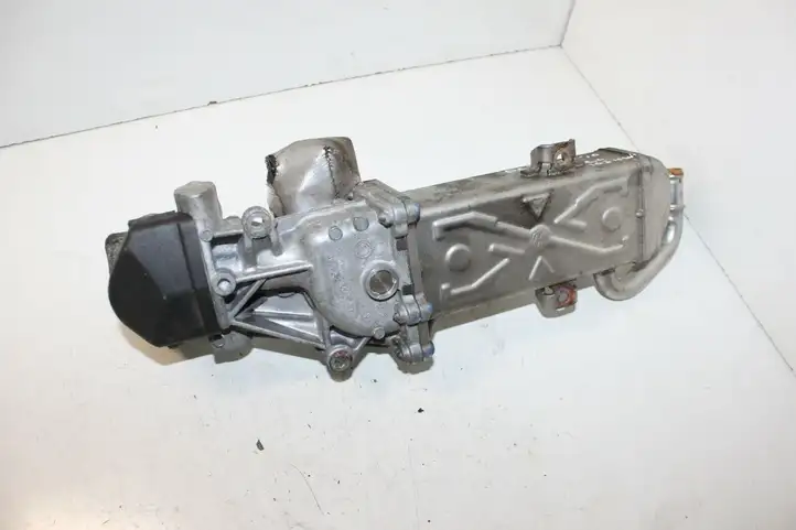 Skoda Octavia Mk2 (1Z) (2004 - 2013) 03L131512CF Охладитель клапана EGR — фото 3