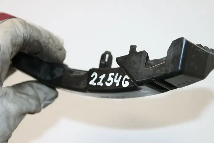 Toyota RAV 4 (XA30) (2006 - 2016) 5256242030 Кронштейн заднего бампера — фото 6