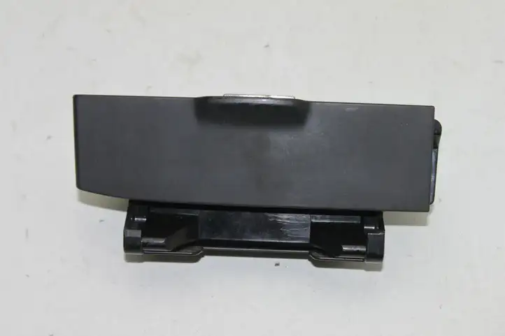 Toyota Corolla Verso E121 (2001 - 2004) 7410413020 Передняя пепельница — фото 1