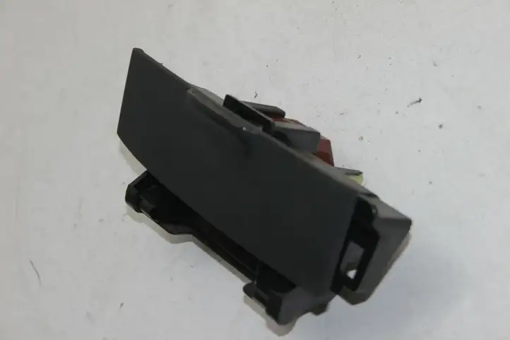 Toyota Corolla Verso E121 (2001 - 2004) 7410413020 Передняя пепельница — фото 2