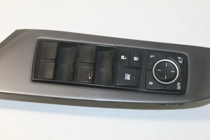 Lexus RX 450H (2012 - 2015) 7423148120 Кнопка стеклоподъемников — фото 2