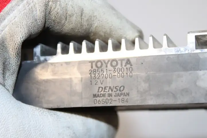 Toyota Yaris (2014 - 2019) 2855130010 Реле накала свечей — фото 6