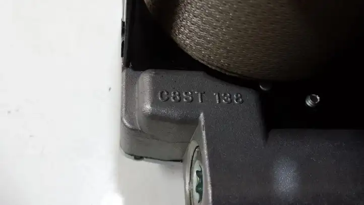 Lexus IS 220D-250-350 (2005 - 2010) 0435028 Задний ремень безопасности — фото 11